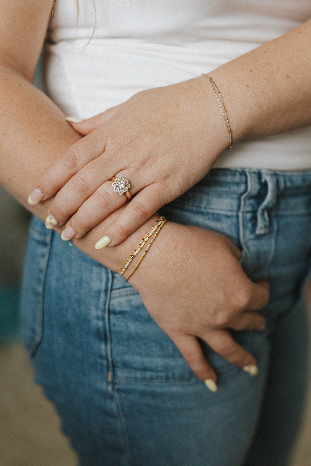 DAINTY BRACELET STACK - NATURAL