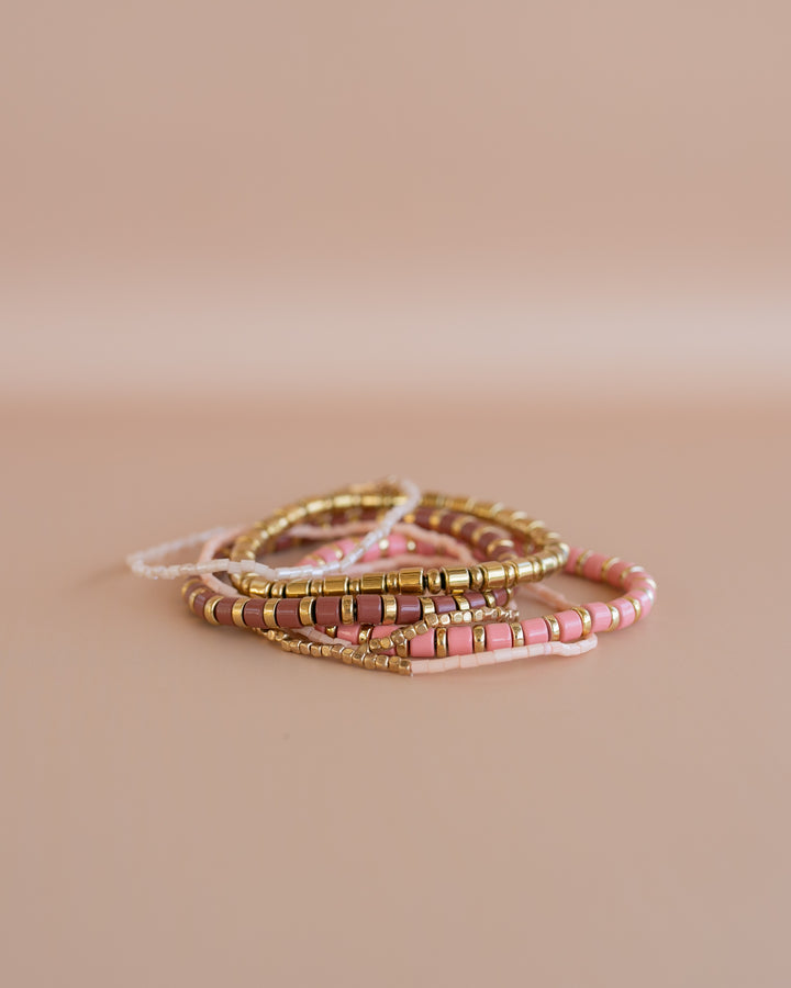  The Sedona boho bracelets includes delicate peach and gold bracelets, adding warm pinks, earthy browns.