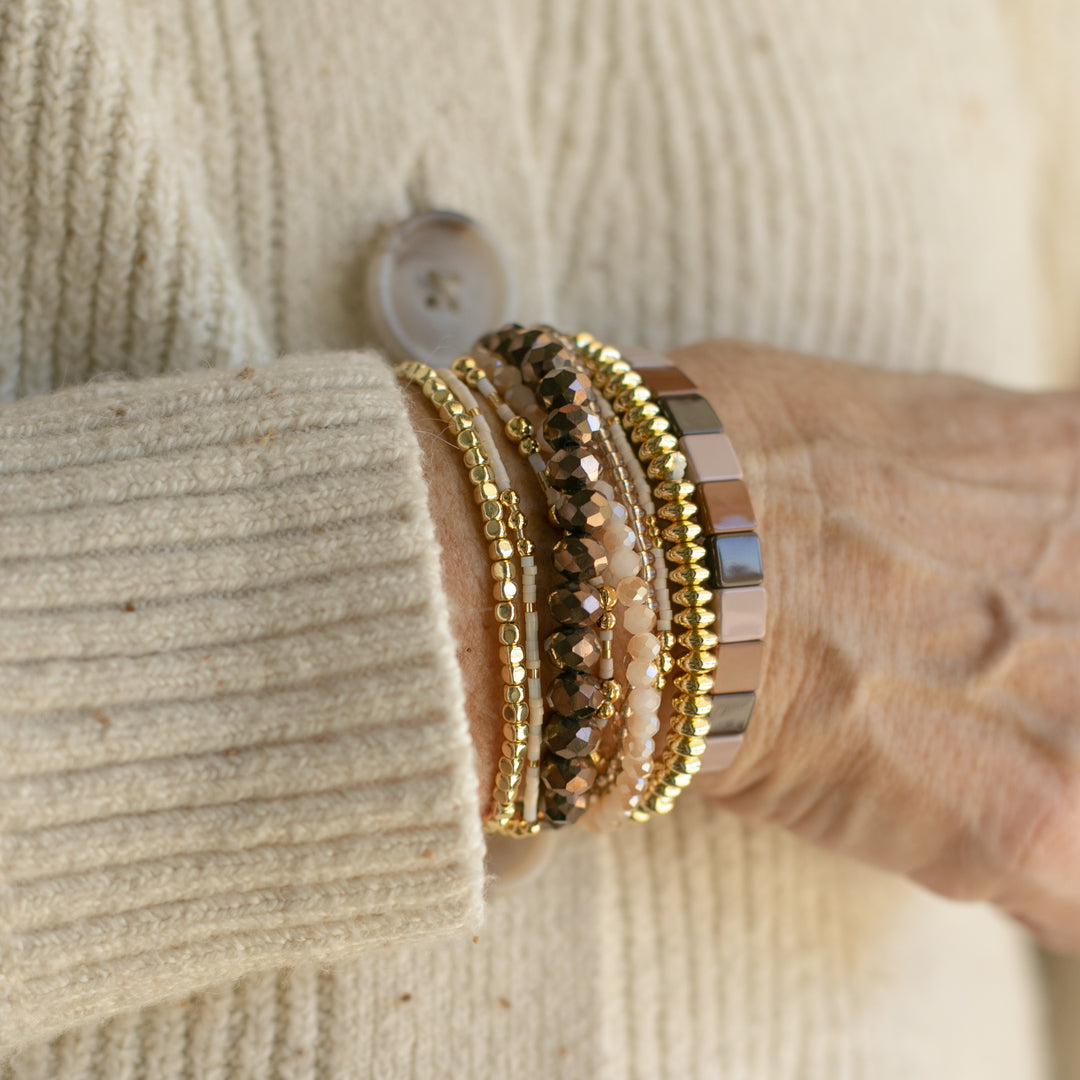CRANBERRY CHUNKY BRACELET STACK