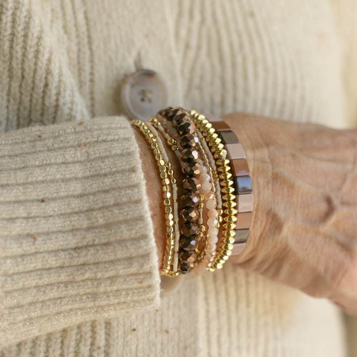 CRANBERRY CHUNKY BRACELET STACK